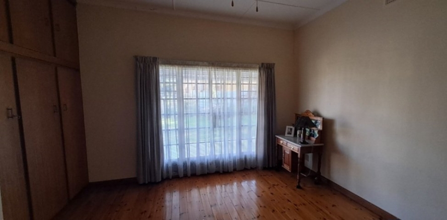4 Bedroom Property for Sale in Van Riebeeck Hoogte Eastern Cape